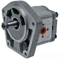 704330R95 Pompa hydrauliczna
