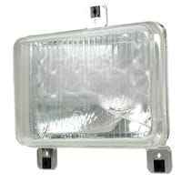 1693944M93 Lampa przednia